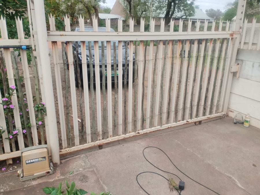 3 Bedroom Property for Sale in Oos Einde North West